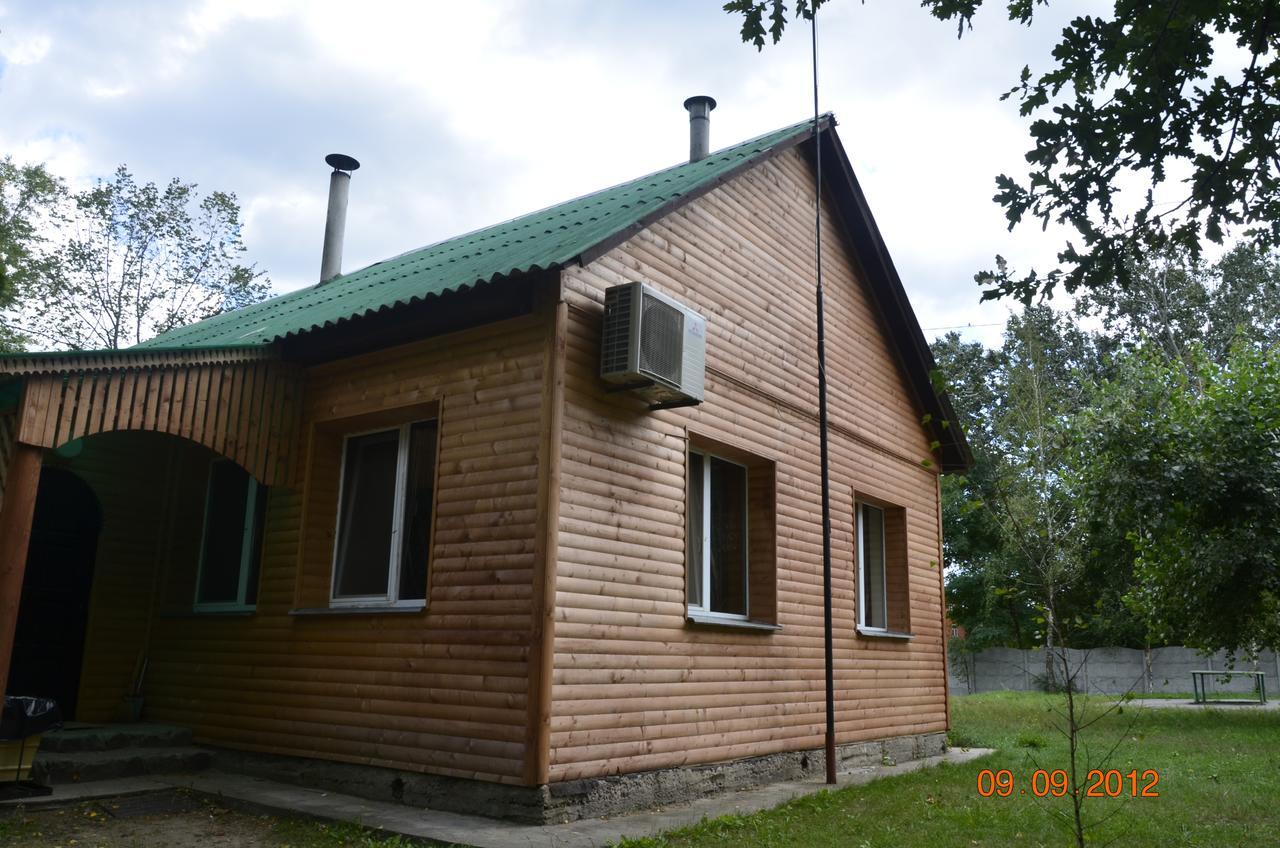 Дом У Днепра Prokhorovka Esterno foto