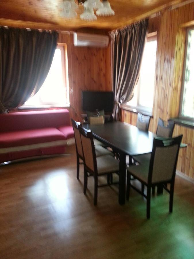 Дом У Днепра Prokhorovka Esterno foto