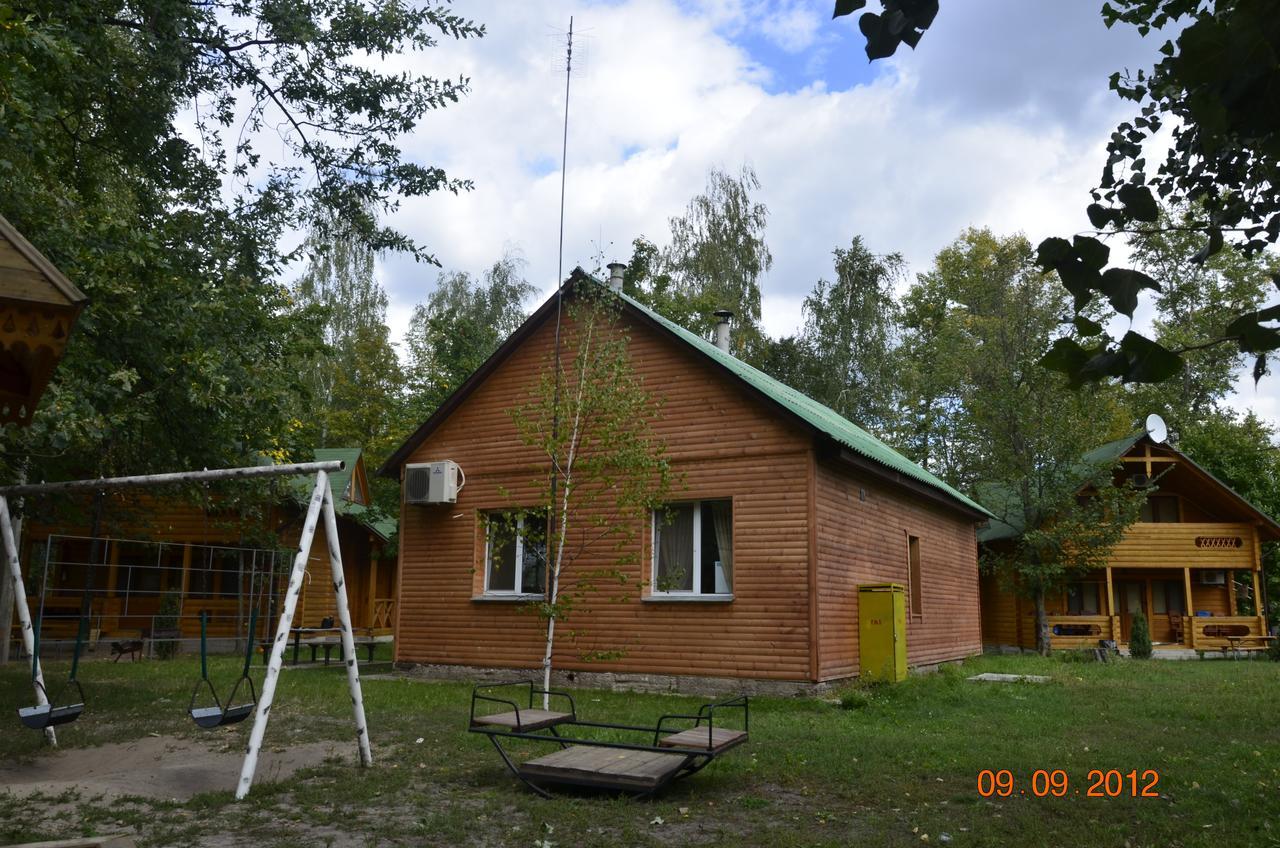 Дом У Днепра Prokhorovka Esterno foto